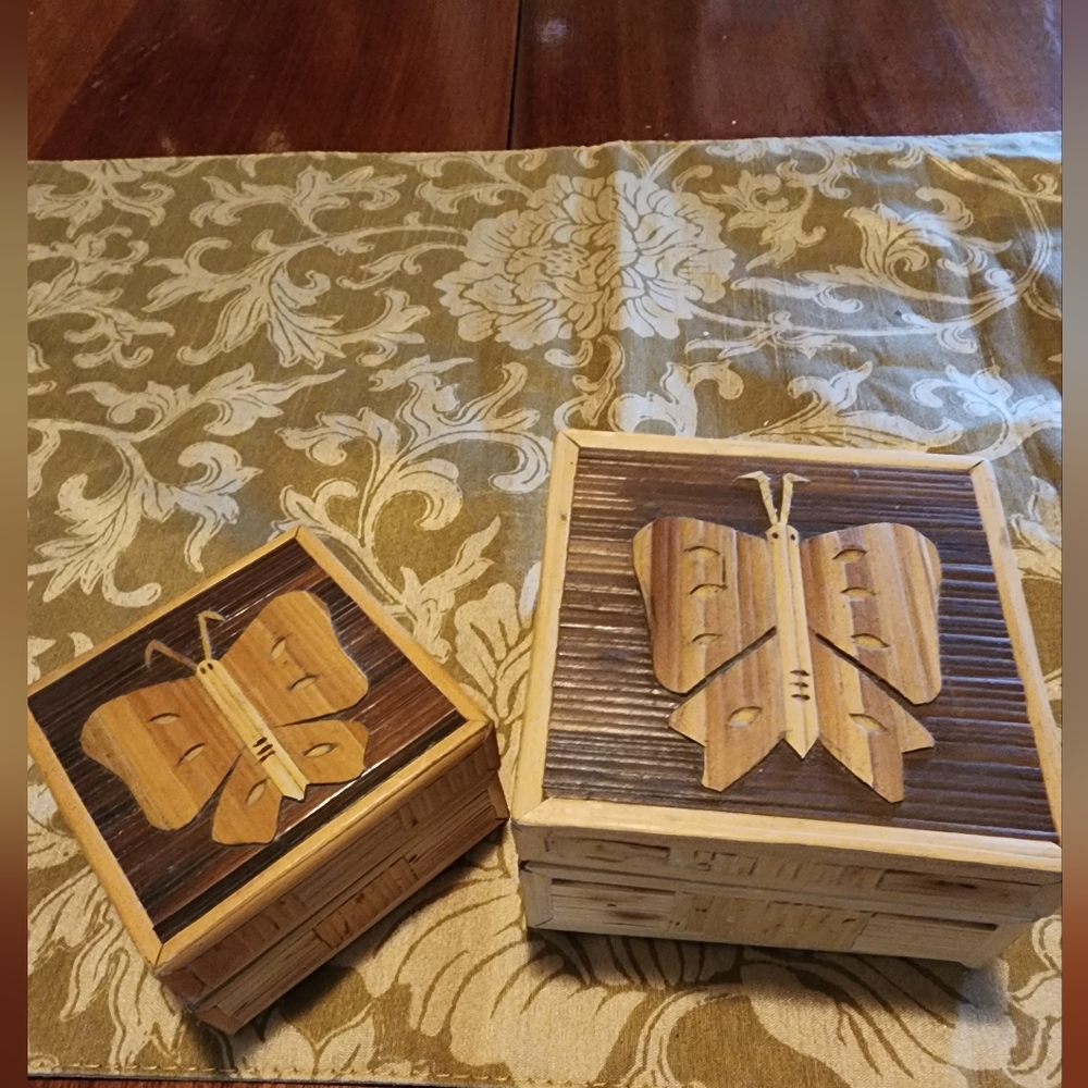 Vintage 70s Wooden Bamboo Butterfly Lined Trinket Jewelry Display Box Handmade